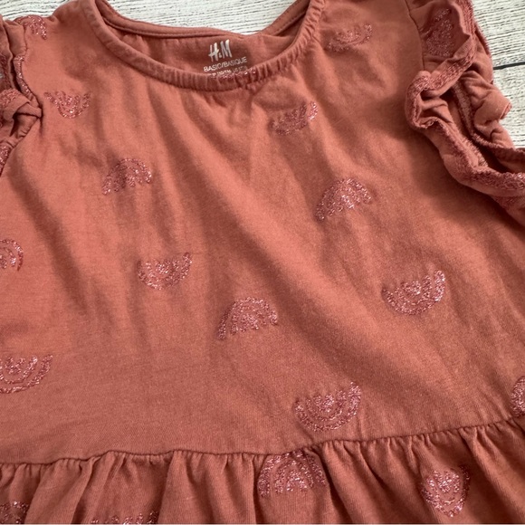 H&M Dresses - Picture 2 of 4